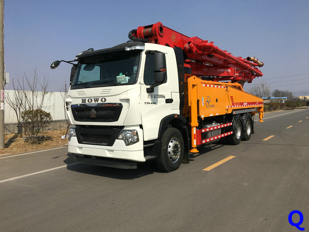 小型混凝土泵車，科尼樂天泵，小型泵車，混凝土泵車，泵車圖片