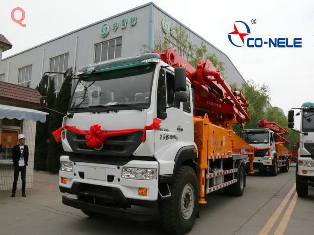 小型泵車(chē)，小型混凝土泵車(chē)，天泵